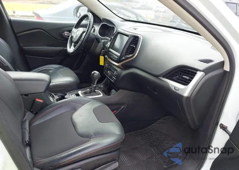 2014 Jeep Cherokee Trailhawk z USA, uszkodzony, nr VIN 1C4PJMBB8EW128444